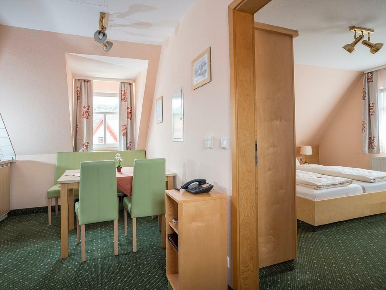 Gaestehaus Moenchshof Sommerhausen Zewnętrze zdjęcie