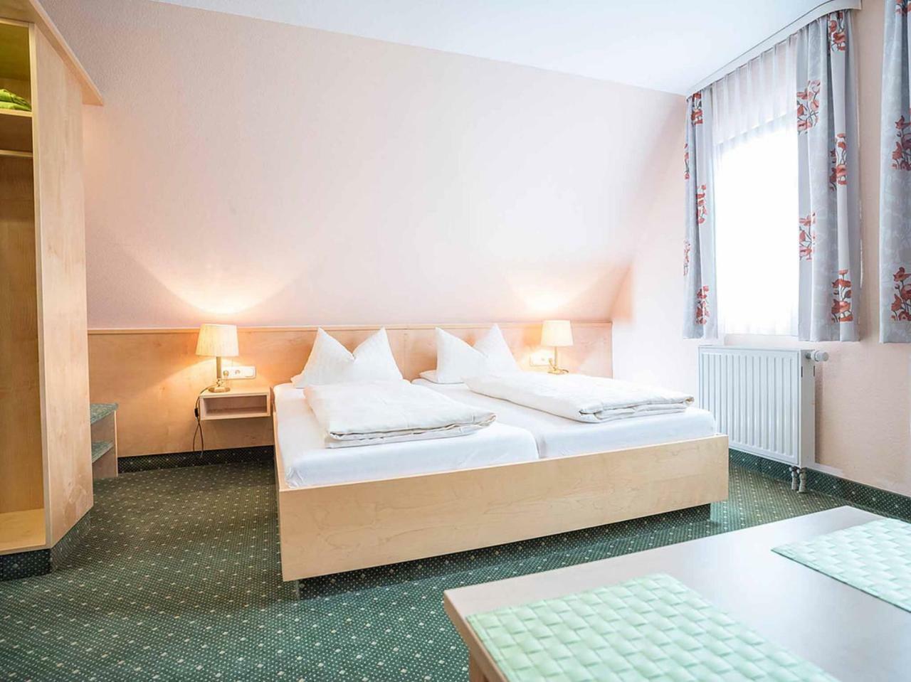 Gaestehaus Moenchshof Sommerhausen Zewnętrze zdjęcie